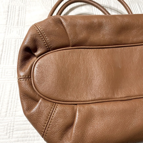 Michael Kors Skorpios Brown Pebble Leather Drawstring Tote Shoulder Bag MK Charm - Picture 8 of 8